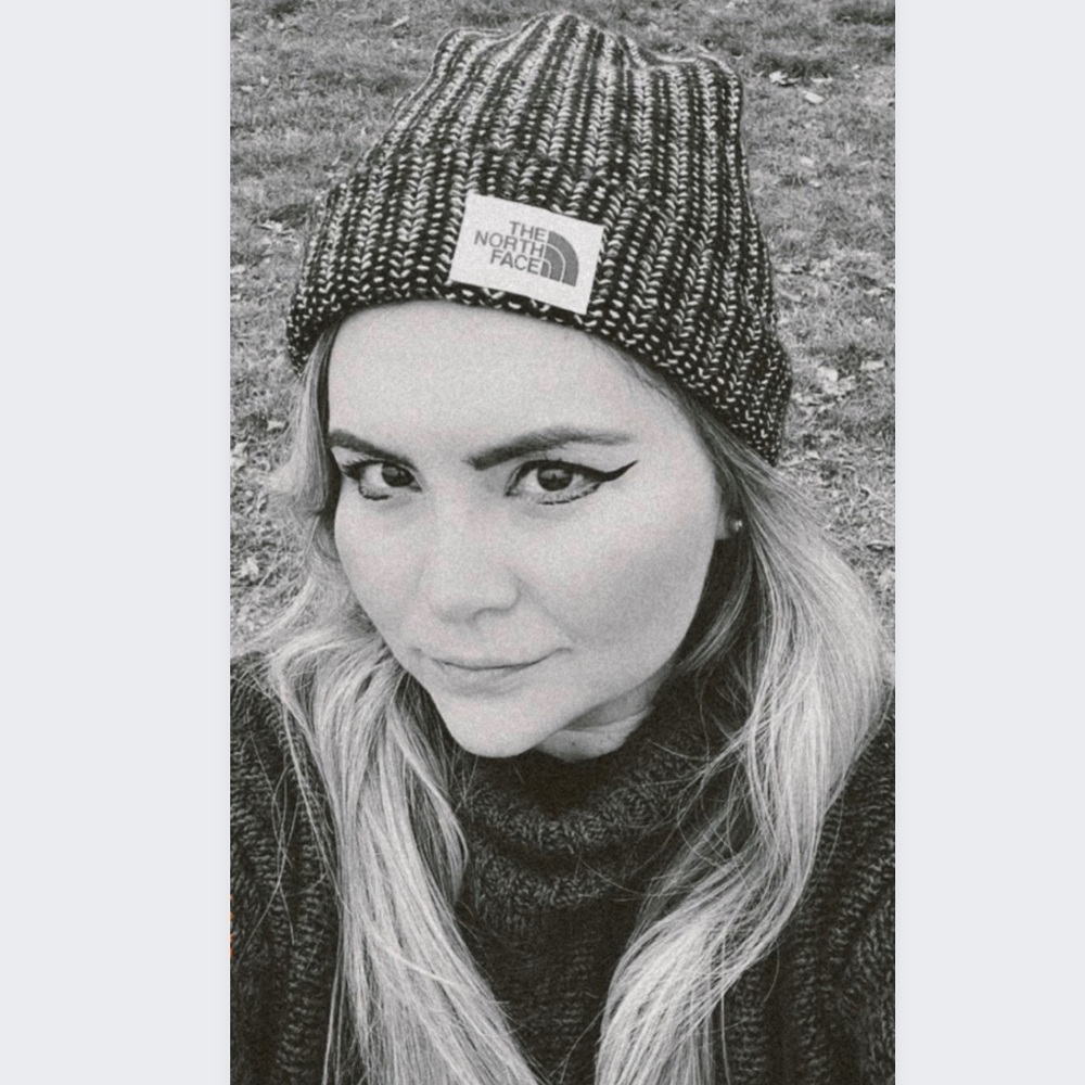 Meet your Posher, Emma